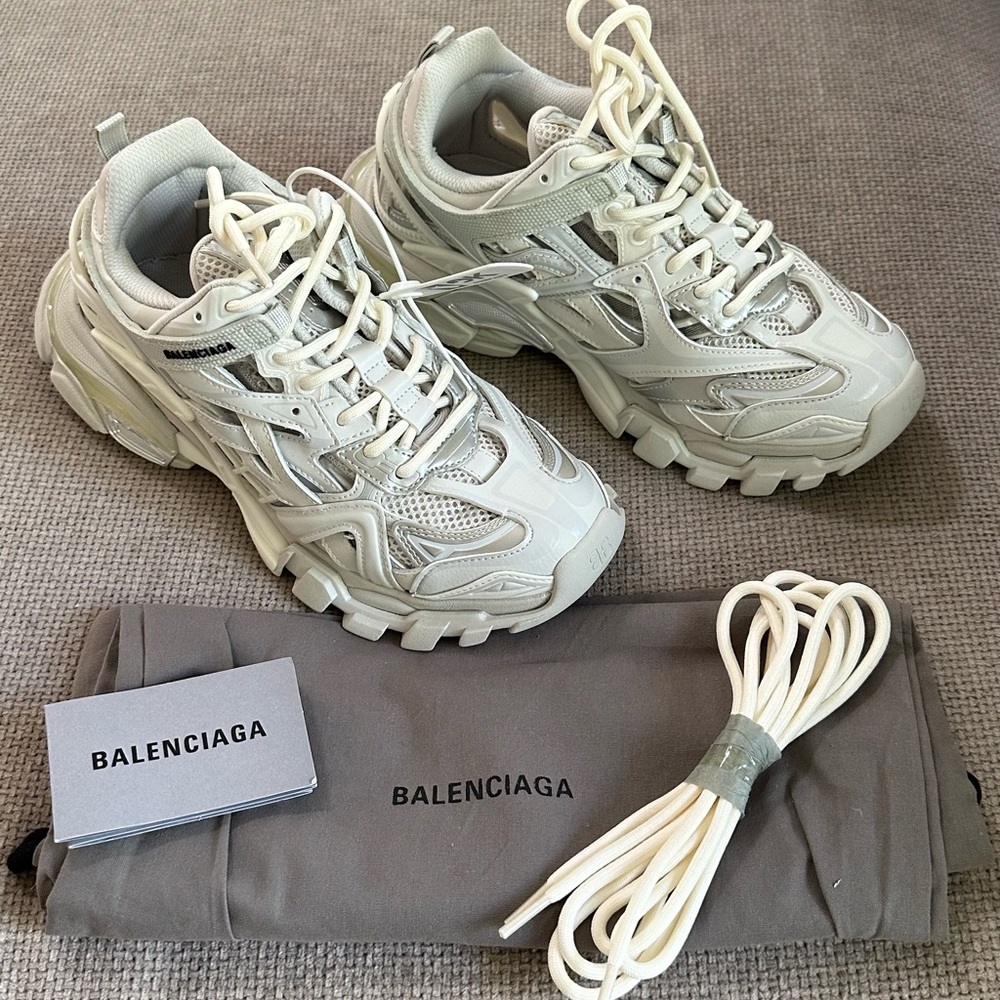 Balenciaga Track 2 sneakers white